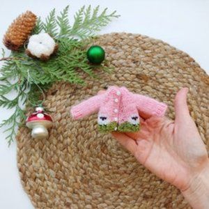 Pink sheep sweater for Obitsu11 on Christmas, Baa blee jumper for Pukifee,